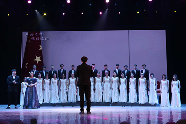 集思儀器攜手中南民族大學(xué)藥學(xué)院共慶十周年！2