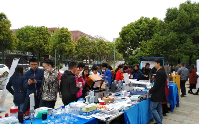 人間最美四月天，你好像缺一場美麗的邂逅！1
